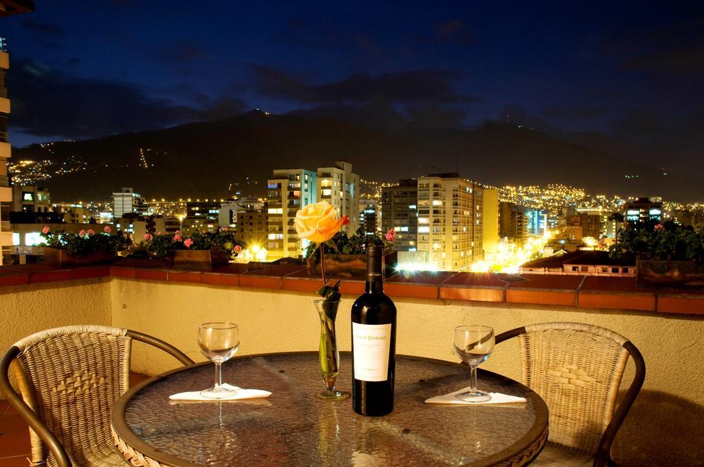Kituandes Hotel Quito Kültér fotó